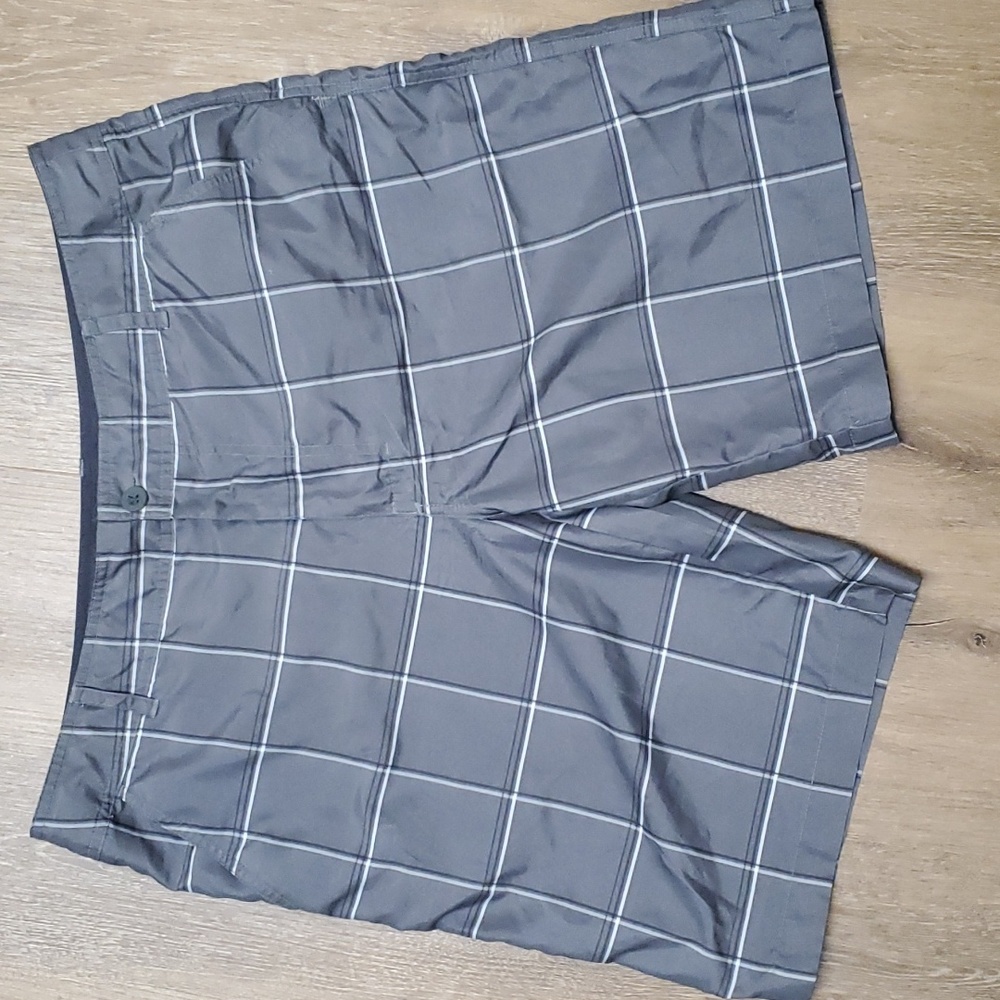 Men's Mossimo Hybrid Shorts Size 36 - shorts/swim suit